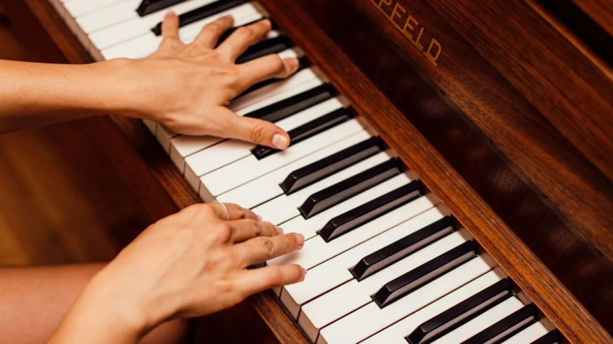 How to Learn Piano Faster with PianoForAll for Complete Beginners